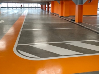 Segnaletica parcheggio stazione Ferroviaria di Napoli Color Flooring