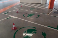 Segnaletica parcheggio stazione Ferroviaria di Napoli Color Flooring
