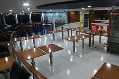 Pavimento in resina del bar di una nave - Colorflooring