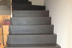 Scala di un' Abitazione in rivestita in  Microcemento by Colorflooring